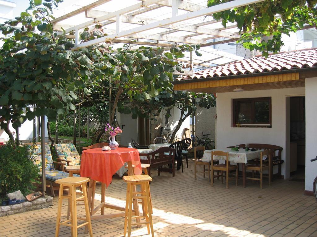 Casa Bianca Apartment Medulin Exterior photo